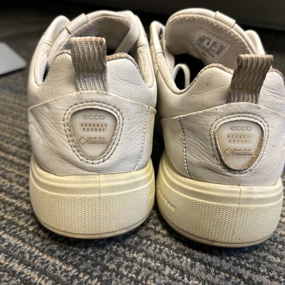 ECCO street 720 Women's Leather Gore-Tex Sneaker - Picture 7 of 8